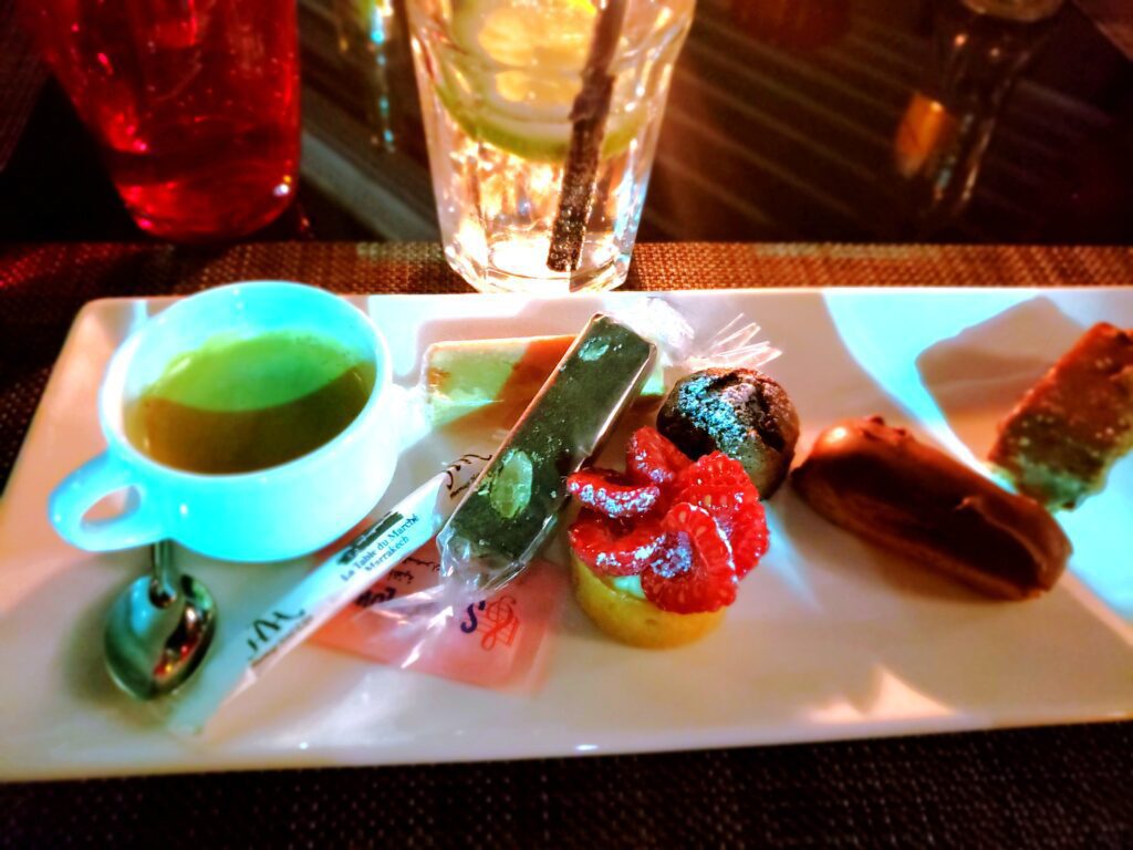 Moroccan dessert plate