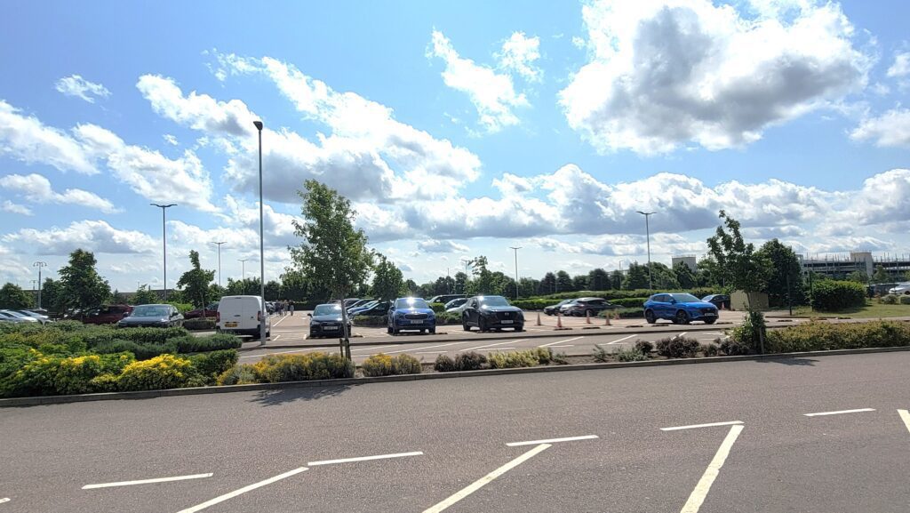 Warner Bros Harry Potter Studio Tour - parking